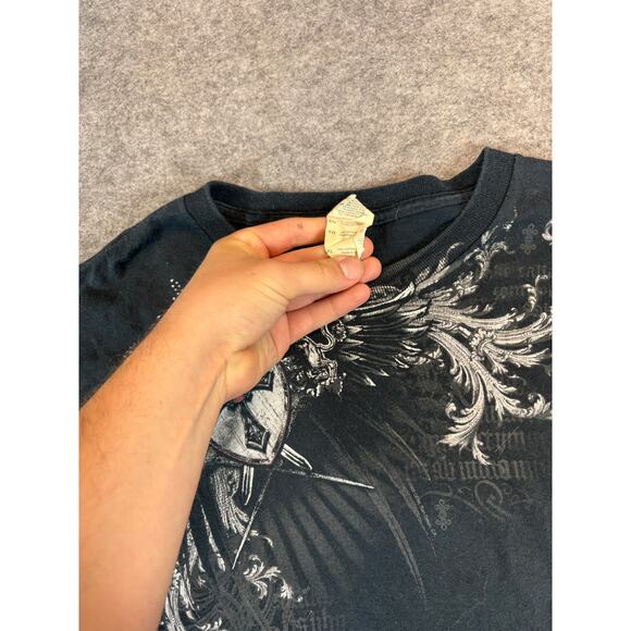 VINTAGE Y2K Shirt Mens XL Black Graphic Shield Cross Gothic Edgy Streetwear Tee - Picture 8 of 9